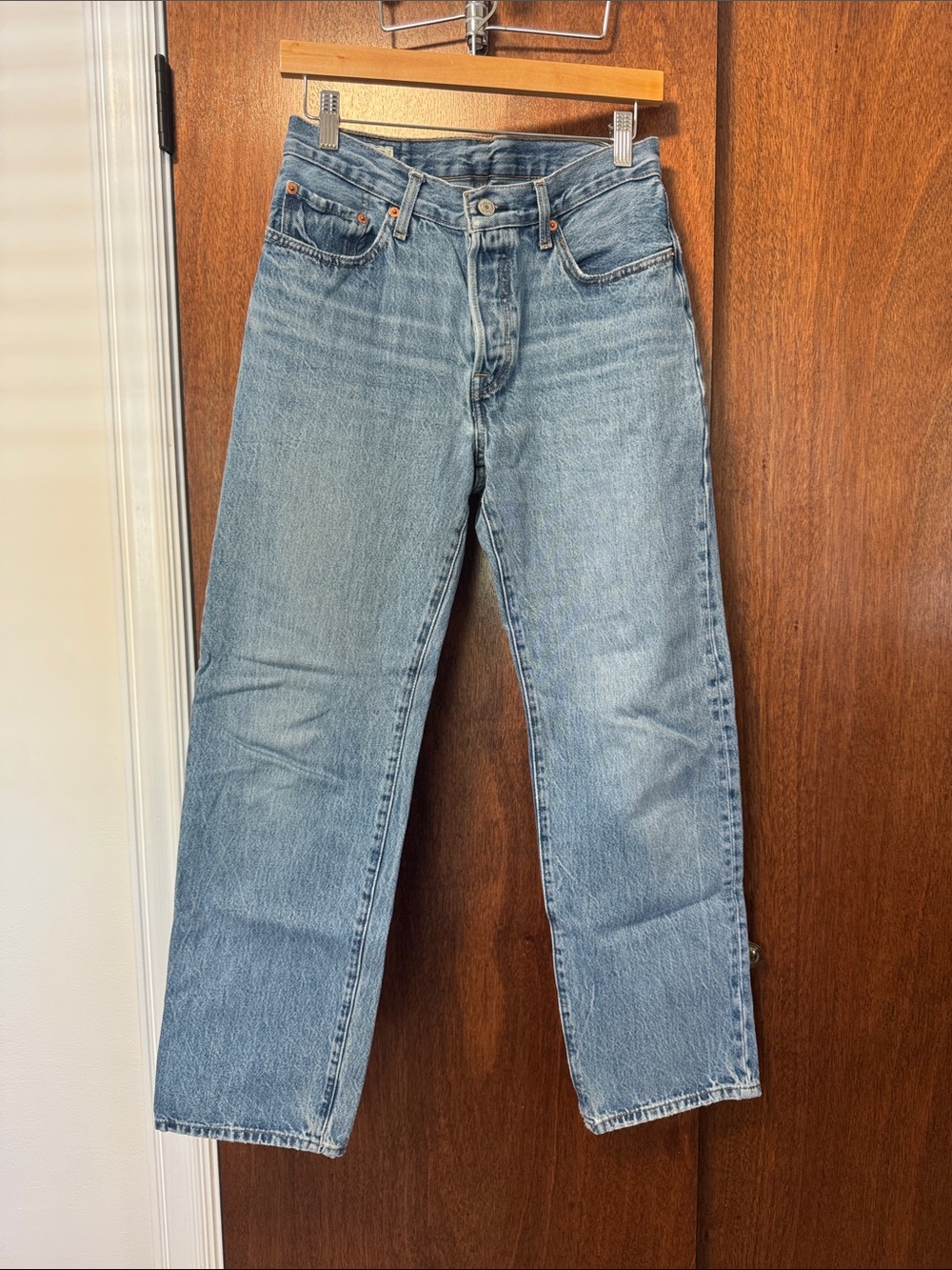 Levi’s 90s 501 Medium Wash Jean